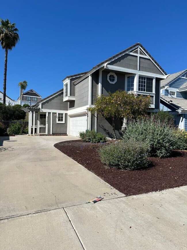 Foto del edificio - Beautifully Renovated Craftsman  4 Bed/2.5...