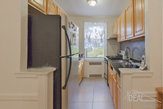 Foto del edificio - 99-45 67th Road #319R