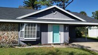 Foto principal - June special 50% off 1st months rent in Fa...