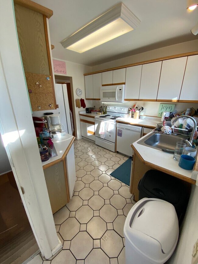 Building Photo - 1226 Missouri Ave