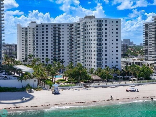 Foto del edificio - 3001 S Ocean Dr