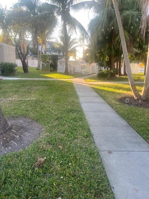 Foto del edificio - 17440 NW 67th Ct