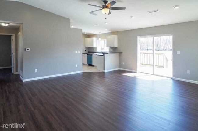 Foto del edificio - 3 br, 2 bath House - 70063 S River Rd