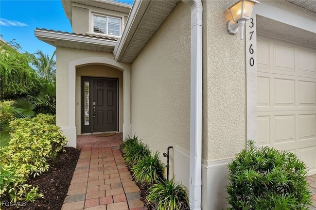 Building Photo - 3760 Crofton Court