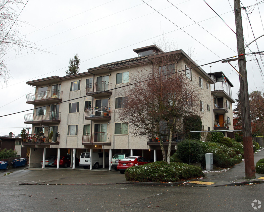 Building Photo - Sunray Apartments