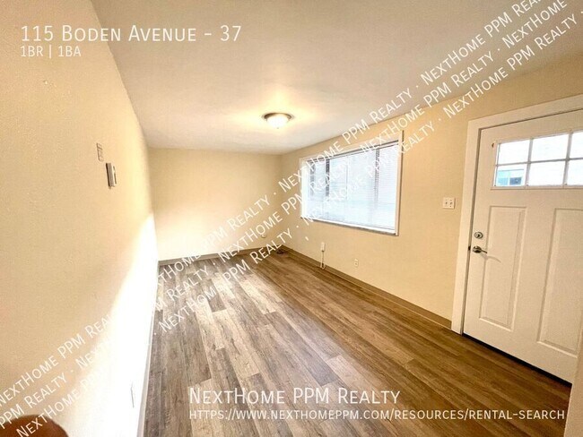 Foto del edificio - 115 Boden Ave