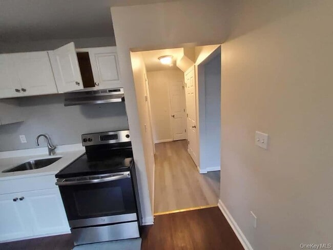 Foto del edificio - 14 Kenny Dr