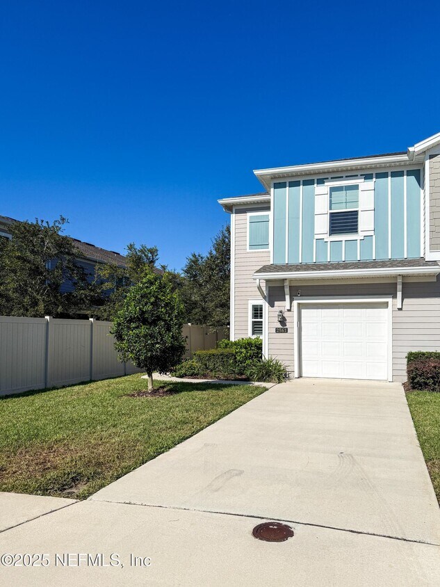 Foto principal - 2561 High Marsh Ct