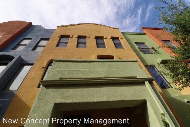 Foto del edificio - 3 br, 2.5 bath House - 2450 E Blue Diamond Dr
