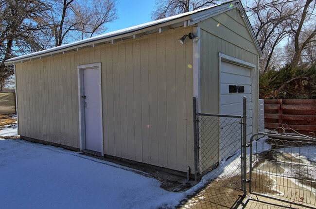 Building Photo - 2 Bedroom 1 Bathroom Fallon Home