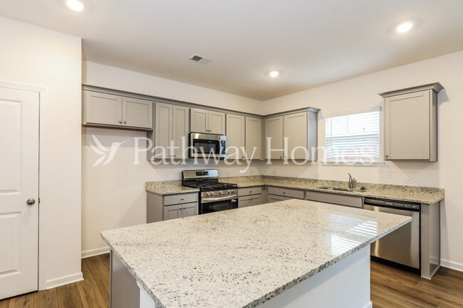 Building Photo - 1208 Arnhem Dr