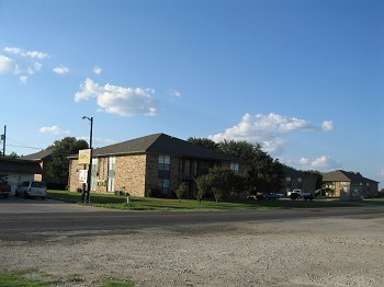 Building Photo - Town North Villa Apartments