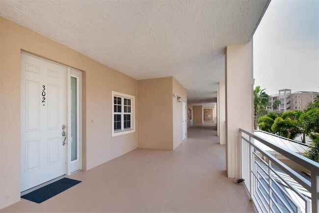 Foto del edificio - 7069 Key Haven Rd
