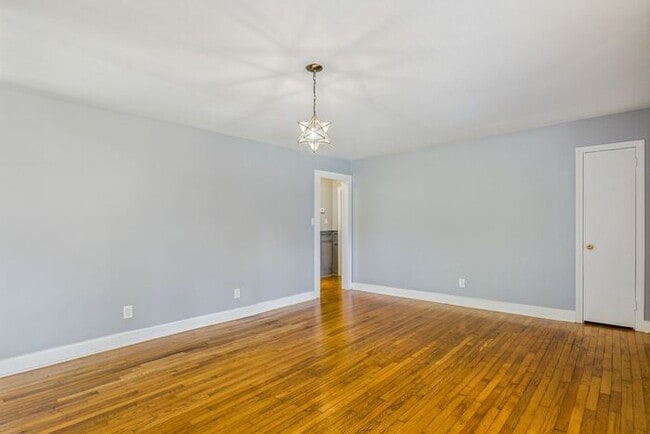 Foto del edificio - Charming Ranch Home with Bonus Studio & Ou...
