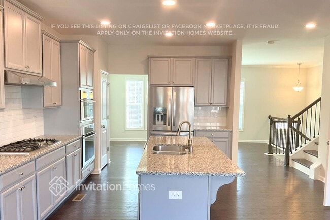 Building Photo - 826 Sunset Park Dr