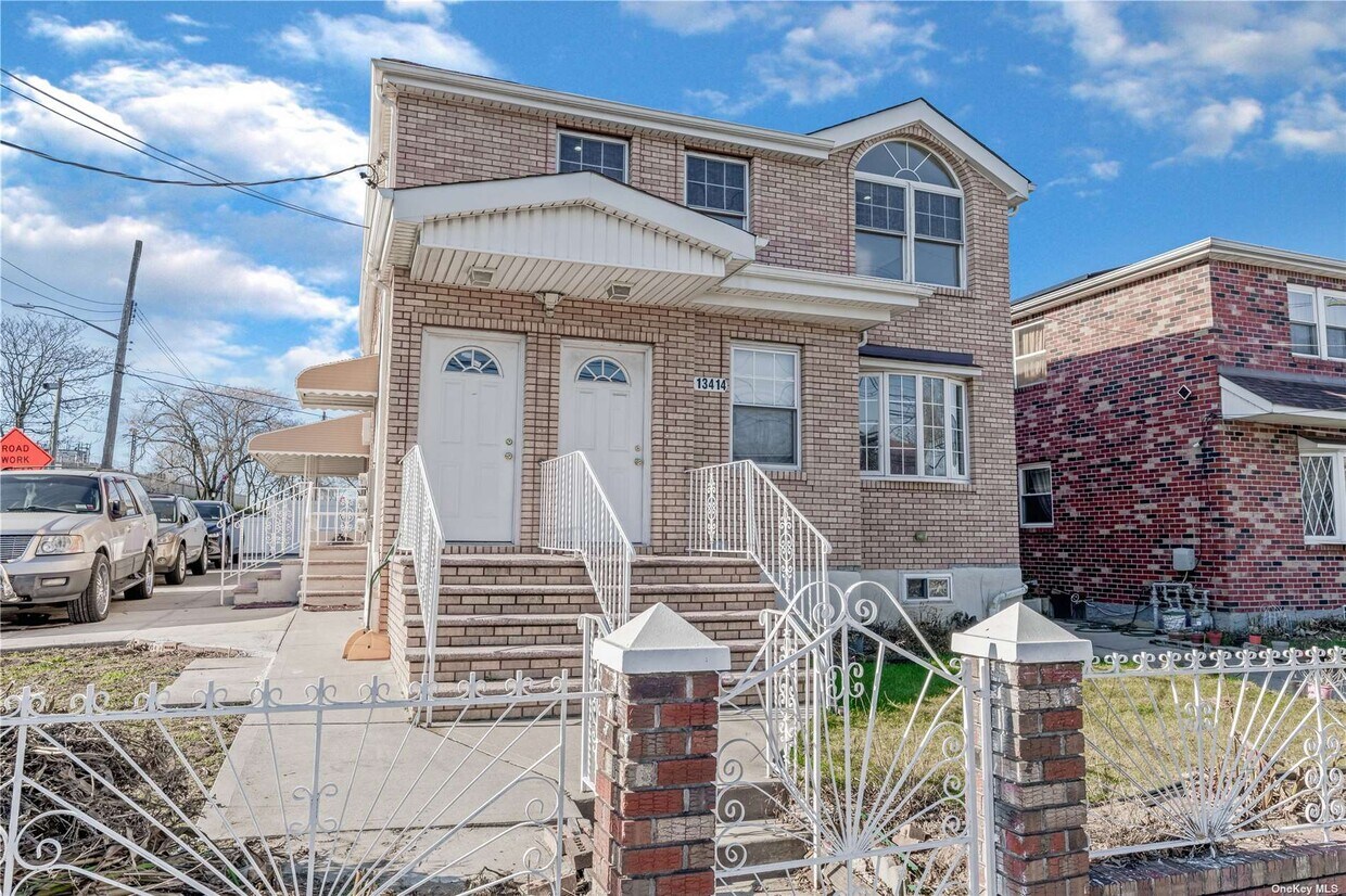 Foto principal - 134-14-134140 140th St