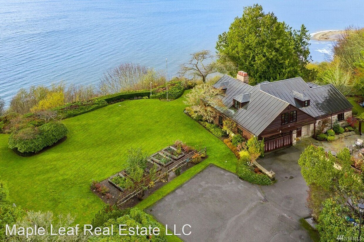 Foto principal - 3 br, 4 bath House - 10653 Culpeper Court NW
