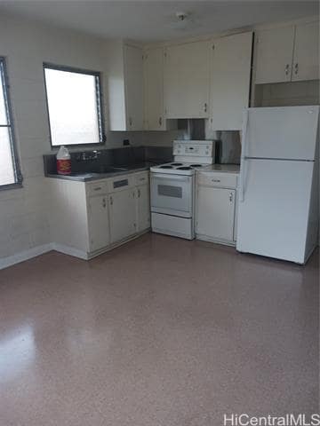 Building Photo - 2027 Waiola St