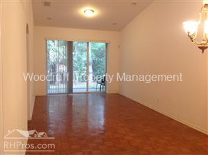Building Photo - 7575 Meadow Lakes Dr