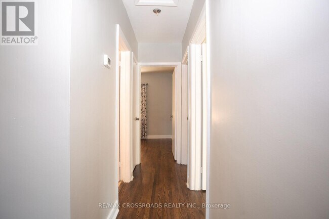 Photo du bâtiment - 17 Strode Dr