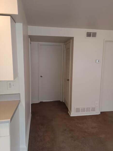 Foto del edificio - 5821 Stieren Dr