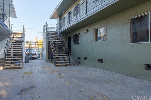 Building Photo - 11124 Normandie Ave