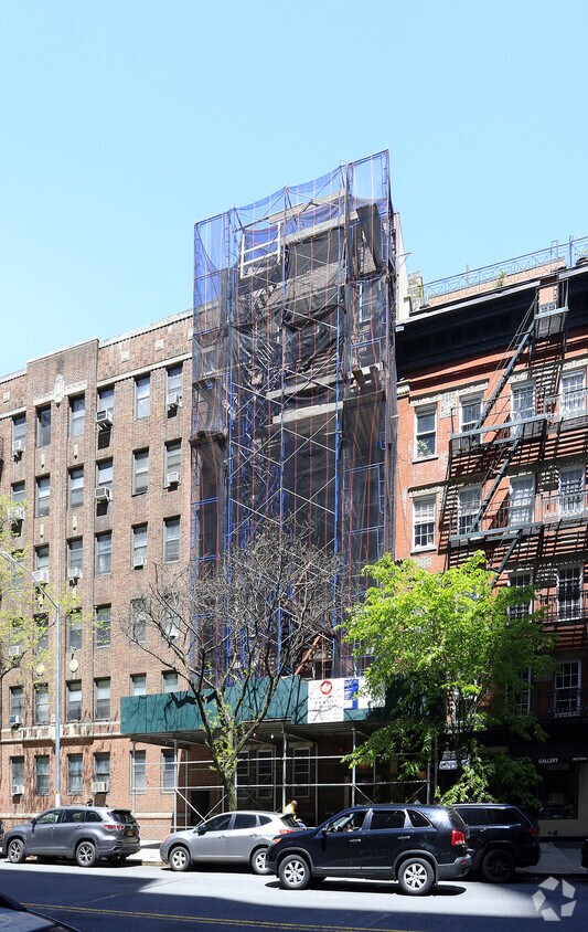 Building Photo - 413-415 E 72nd St