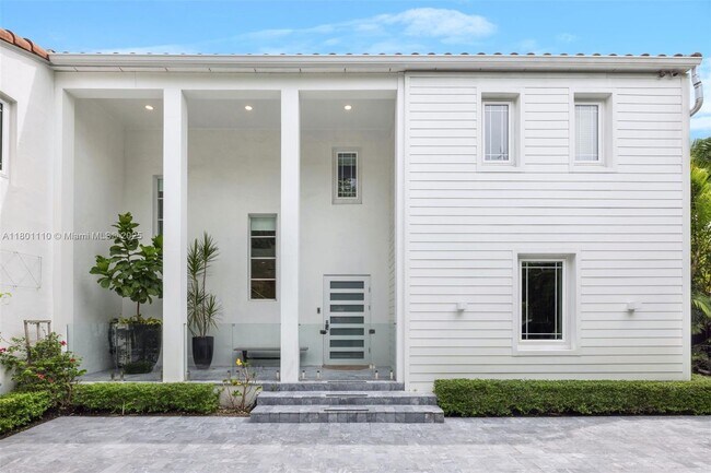 Foto del edificio - 4469 Alton Rd