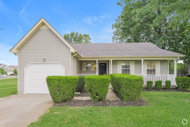 Building Photo - 5040 Trailwater Dr