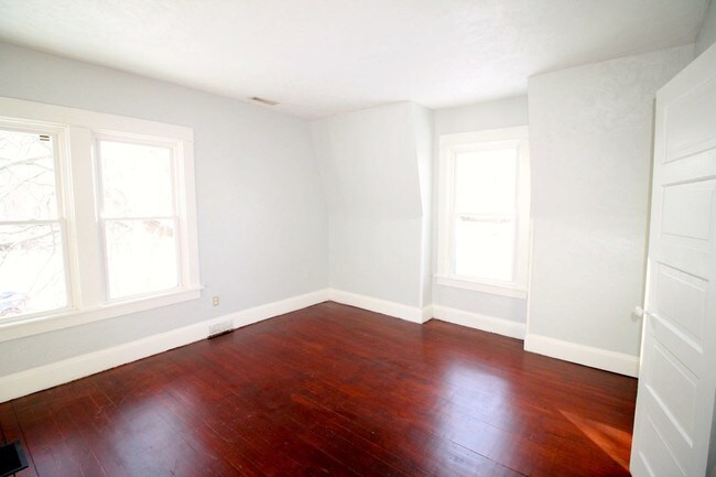 Building Photo - 1504 Arlington Ave