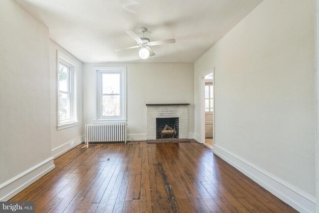Building Photo - 2117 Spruce St