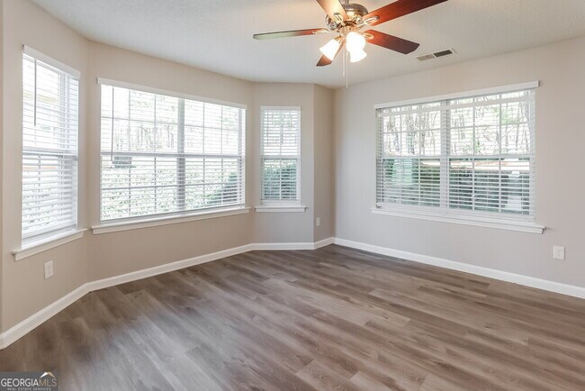 Foto del edificio - 701 Outlook Way