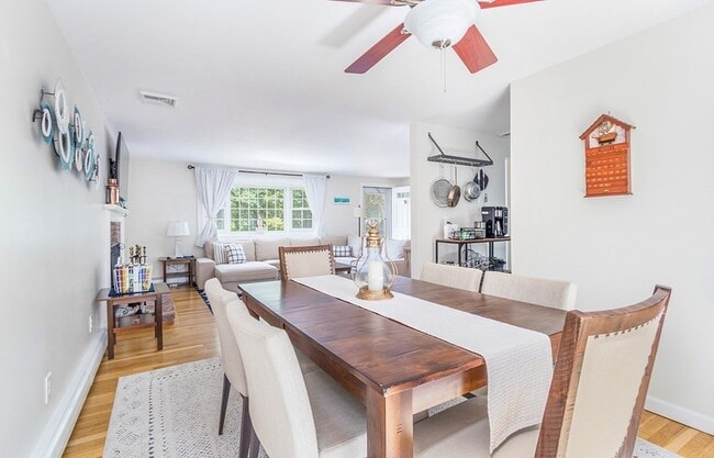 Building Photo - 67 Old Post Rd