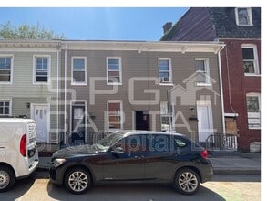 Building Photo - 586 Salem Ave