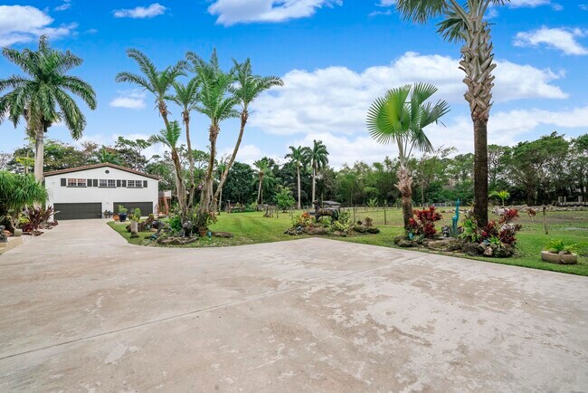 Foto del edificio - 6750 NW 81st Terrace