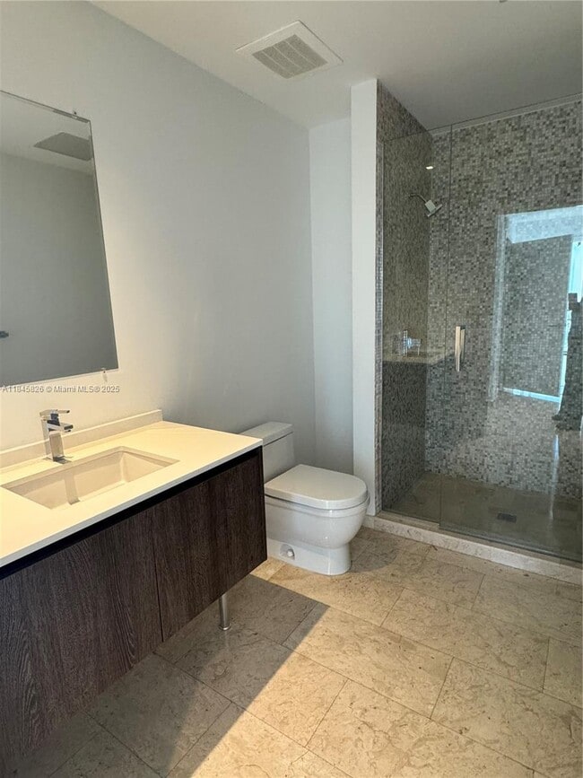 Foto del edificio - 88 SW 7th St