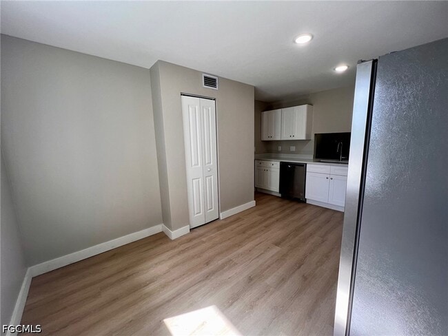 Foto del edificio - 4102 SE 19th Pl