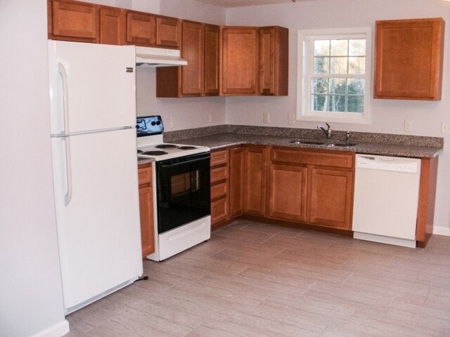 Foto del interior - 117 Access Rd