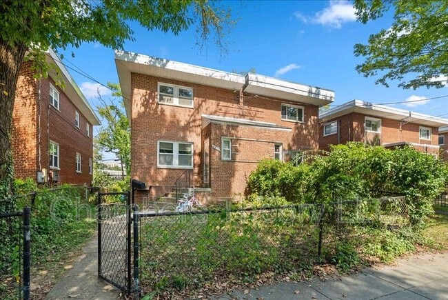 Building Photo - 4411 Harrison St NW