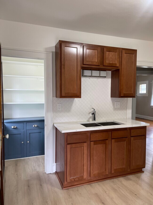 Foto del edificio - 1638 N 15th St