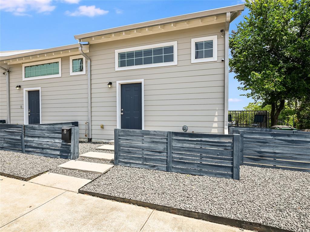 Foto principal - 2200 Rosewood Ave