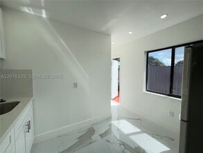 Building Photo - 10330 SW 35th St