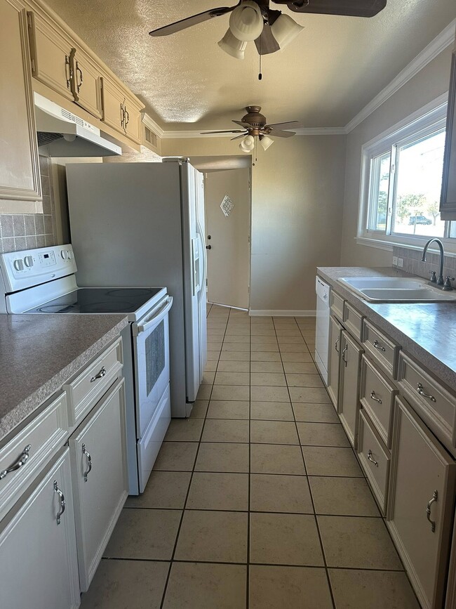 Foto del edificio - 2608 Cumberland Rd