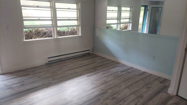 Foto del edificio - 3556 Main St
