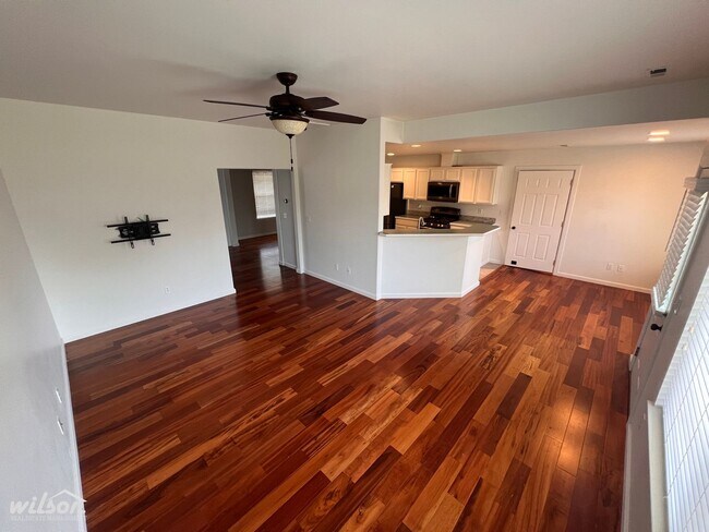 Building Photo - Stylish 4-Bed West Valley Home with Bonus ...