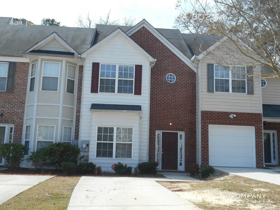 Building Photo - 7043 Brookview Creek Riverdale
