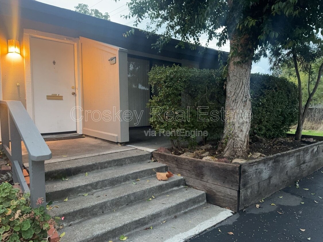 Foto principal - 1155 Kenwal Rd