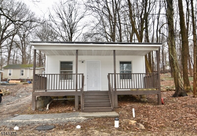 Building Photo - 53 Homestead Rd