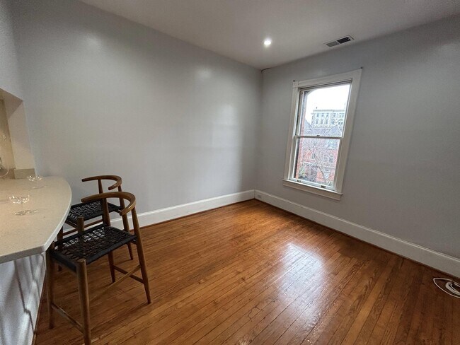 Foto del edificio - 1326 Vermont Ave NW