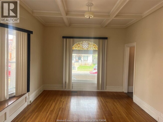 Building Photo - 183 ELM Front